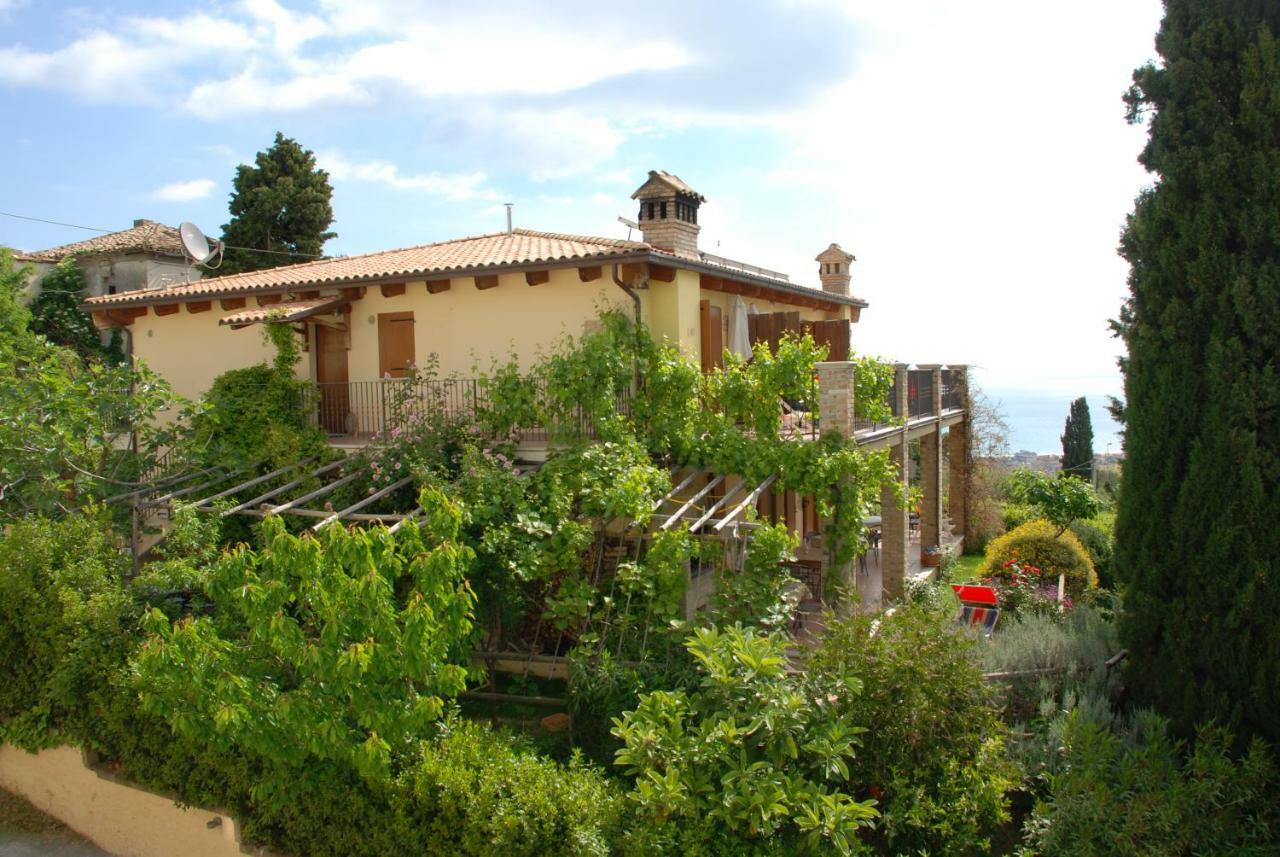 Bed & Breakfast Latteletto Tortoreto Exterior photo